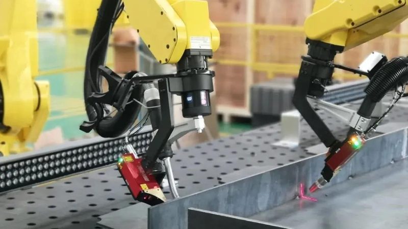 小型光纤激光切割机：揭秘其适用加工领域
